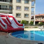 Ξενοδοχείο Gold 3*