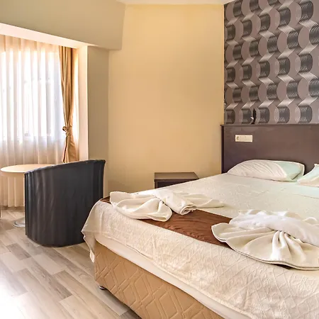 Hotel Gold 3*