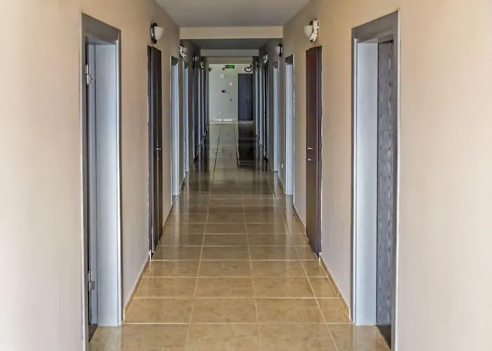 ホテル Gold クシャダス