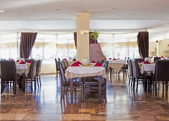 Gold Hotel