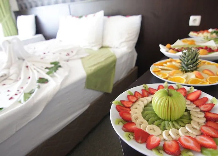 ホテル Gold クシャダス