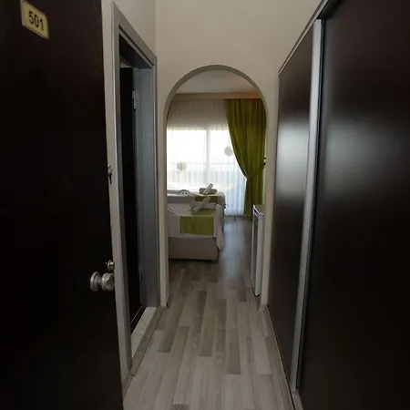 Gold Отель Кушадасы